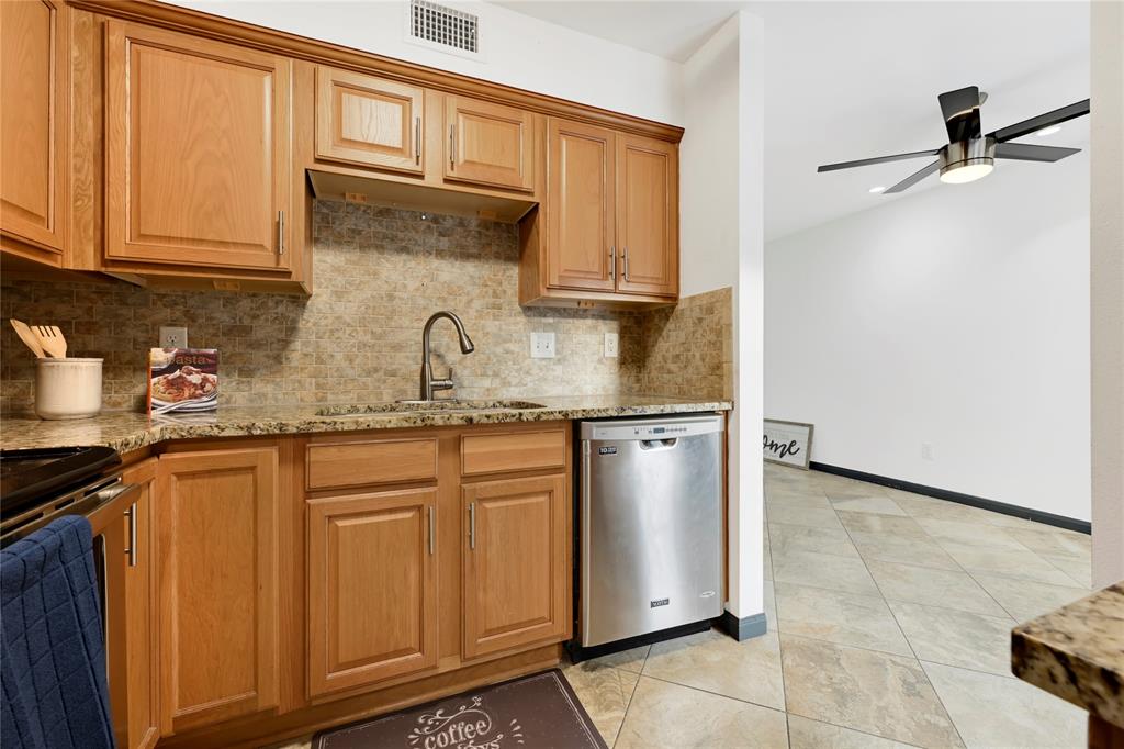 4960 Milwee Street, Houston, Texas image 9