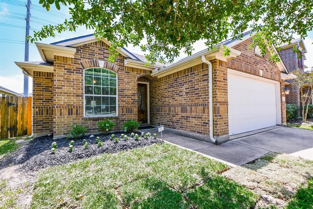 26923 Glacier Creek Drive, Katy, Texas image 3