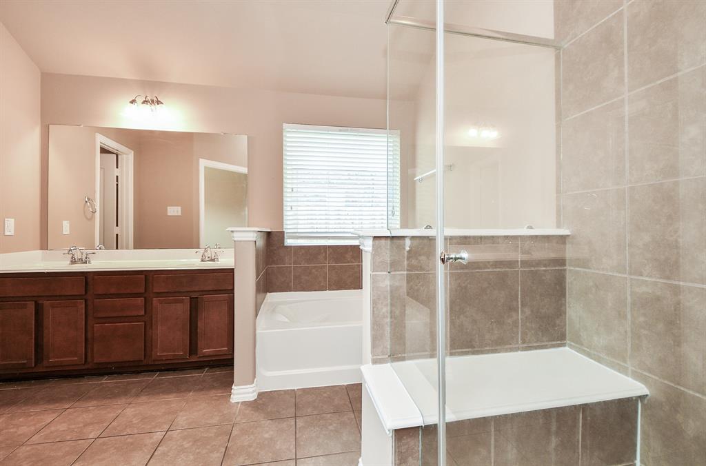 26923 Glacier Creek Drive, Katy, Texas image 24