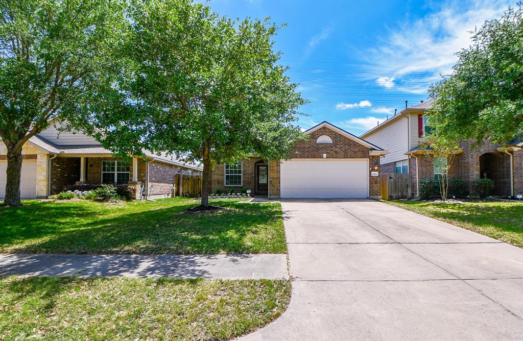 26923 Glacier Creek Drive, Katy, Texas image 1