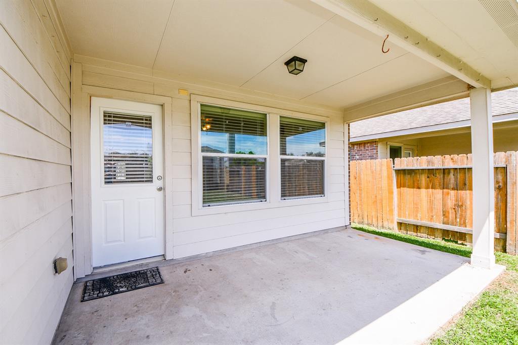 26923 Glacier Creek Drive, Katy, Texas image 28
