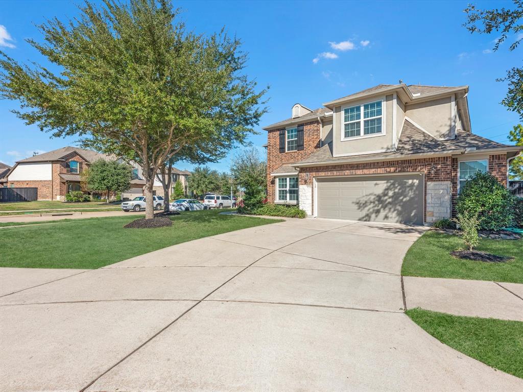 1014 Pretty Point Court