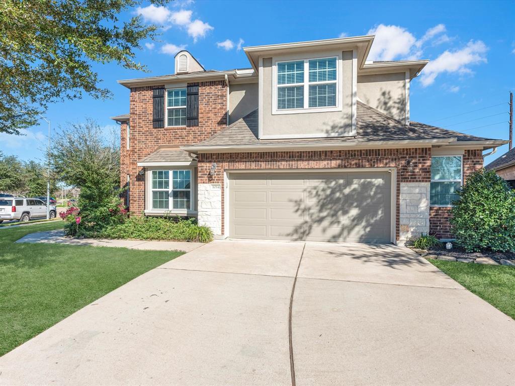 1014 Pretty Point Court