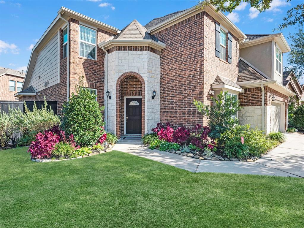 1014 Pretty Point Court