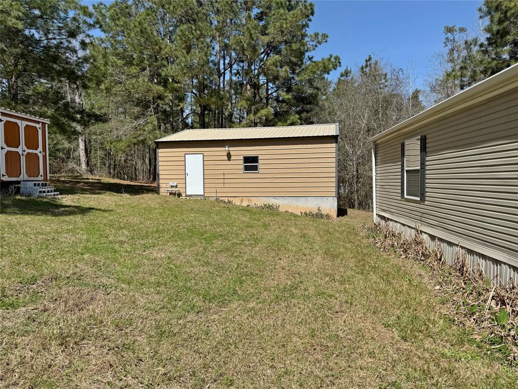 600 Saddle Surrey Road, Coldspring, Texas image 2