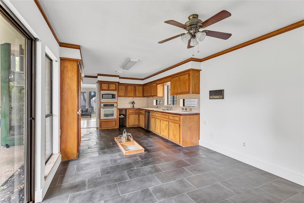 20134 Atascocita Shores Drive, Humble, Texas image 19