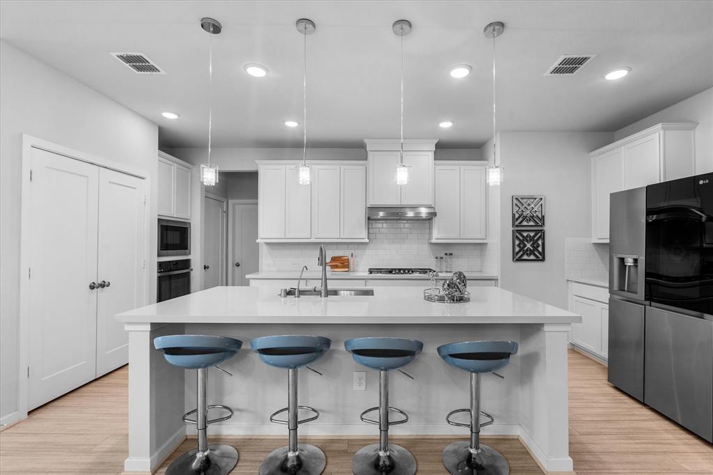 9226 Dearborn Knoll Drive, Cypress, Texas image 2