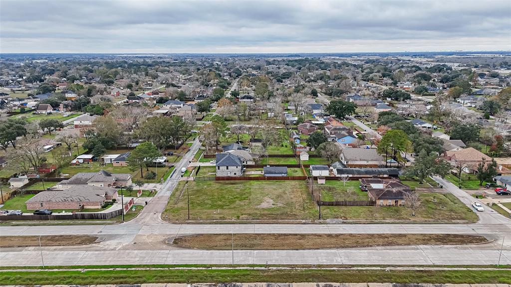 Wetherby Lane, Houston, Texas image 1