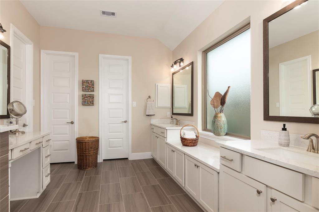 4327 Sandy Cove Drive, Manvel, Texas image 23