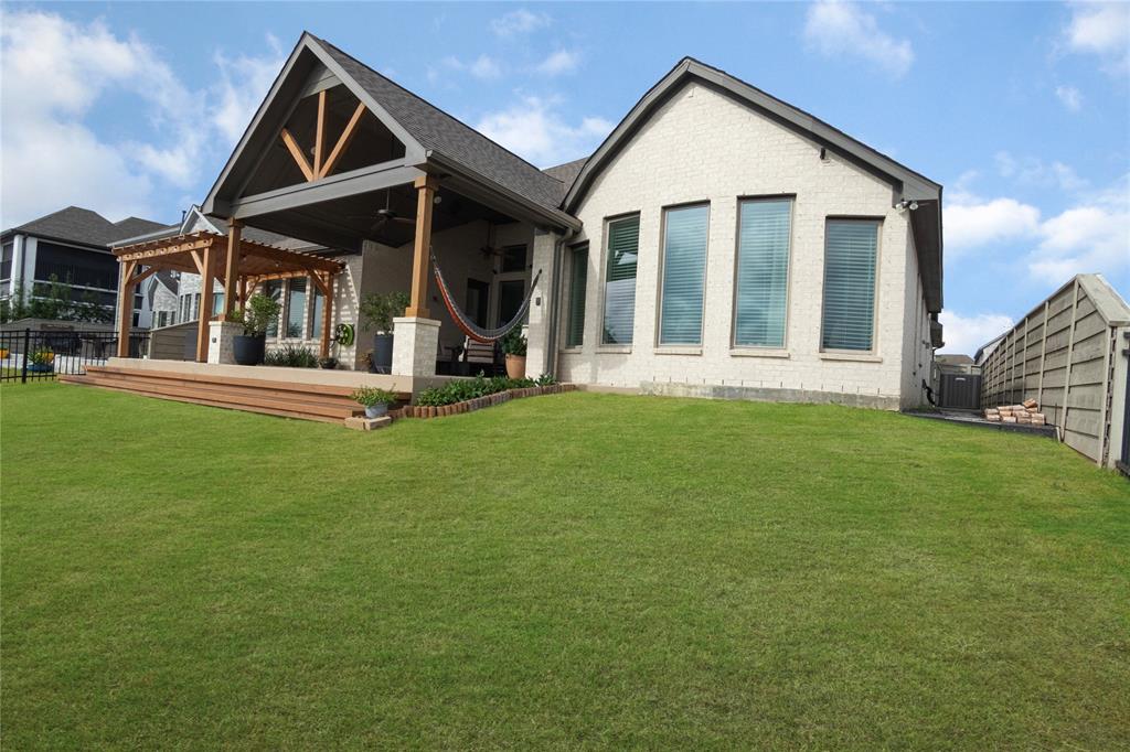 4327 Sandy Cove Drive, Manvel, Texas image 2