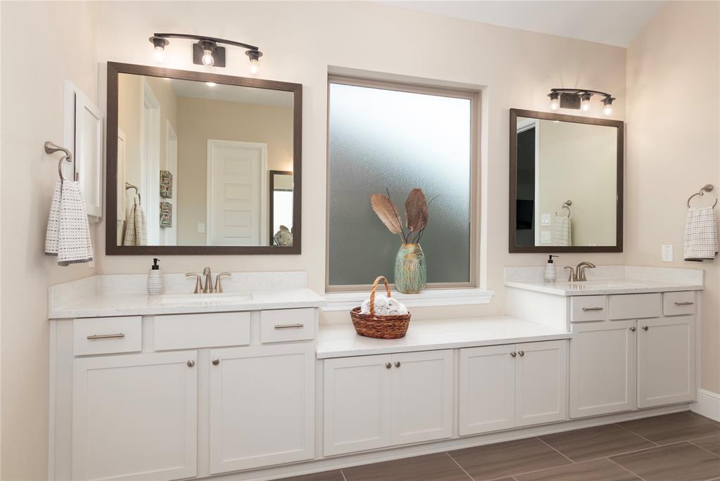 4327 Sandy Cove Drive, Manvel, Texas image 22