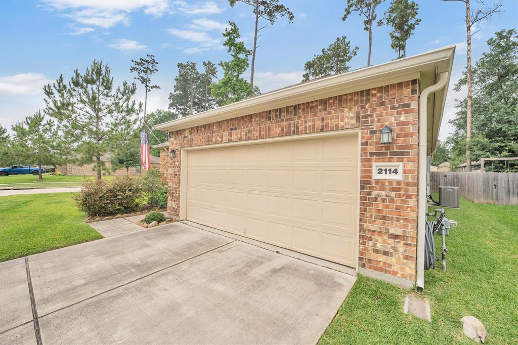 2114 Lost Timbers Drive, Conroe, Texas image 36