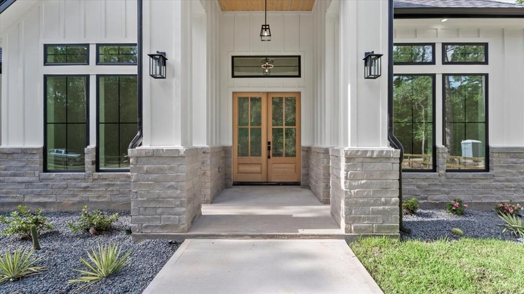 10542 Greenbriar Drive