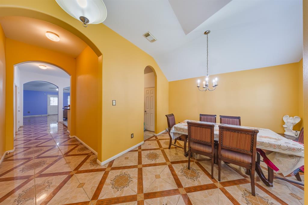 2707 Trementina Drive, Houston, Texas image 7