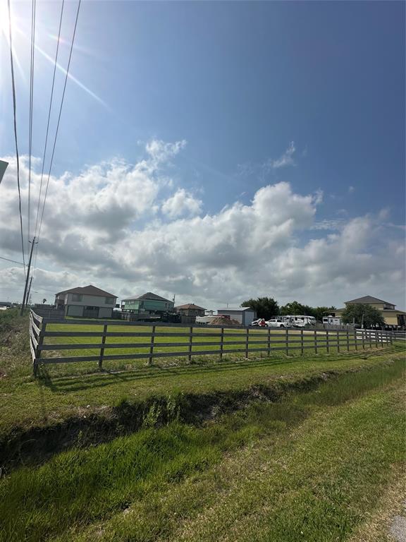 844 17th Street, Dickinson, Texas image 13