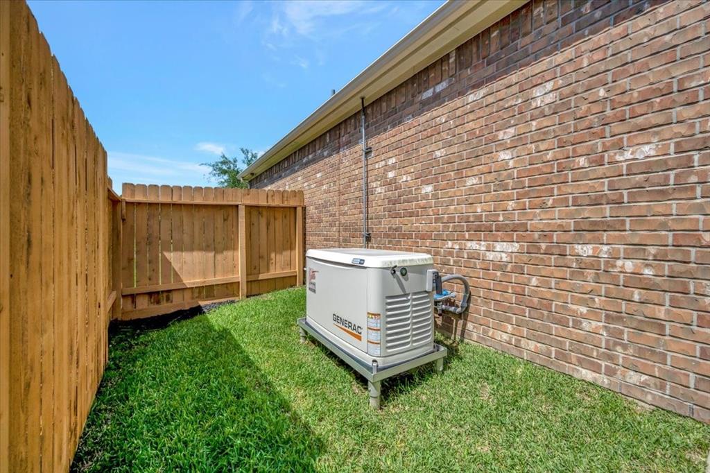 1611 Lansing Lane, League City, Texas image 43