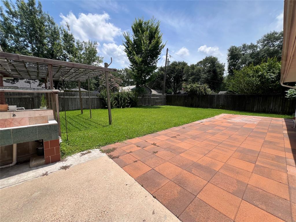 101 Willowbend Street, Huntsville, Texas image 10