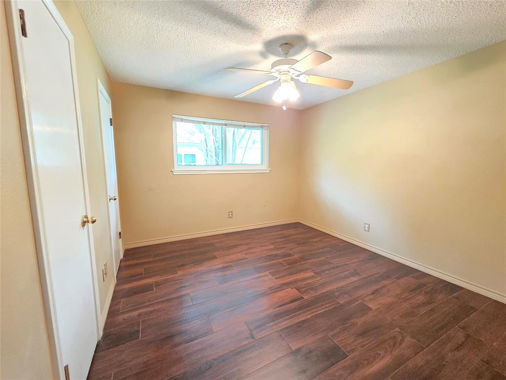 11902 25th Street, Santa Fe, Texas image 12