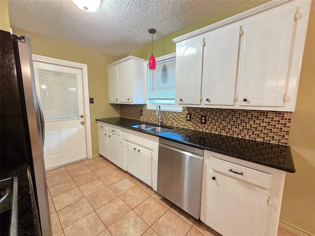 11902 25th Street, Santa Fe, Texas image 5