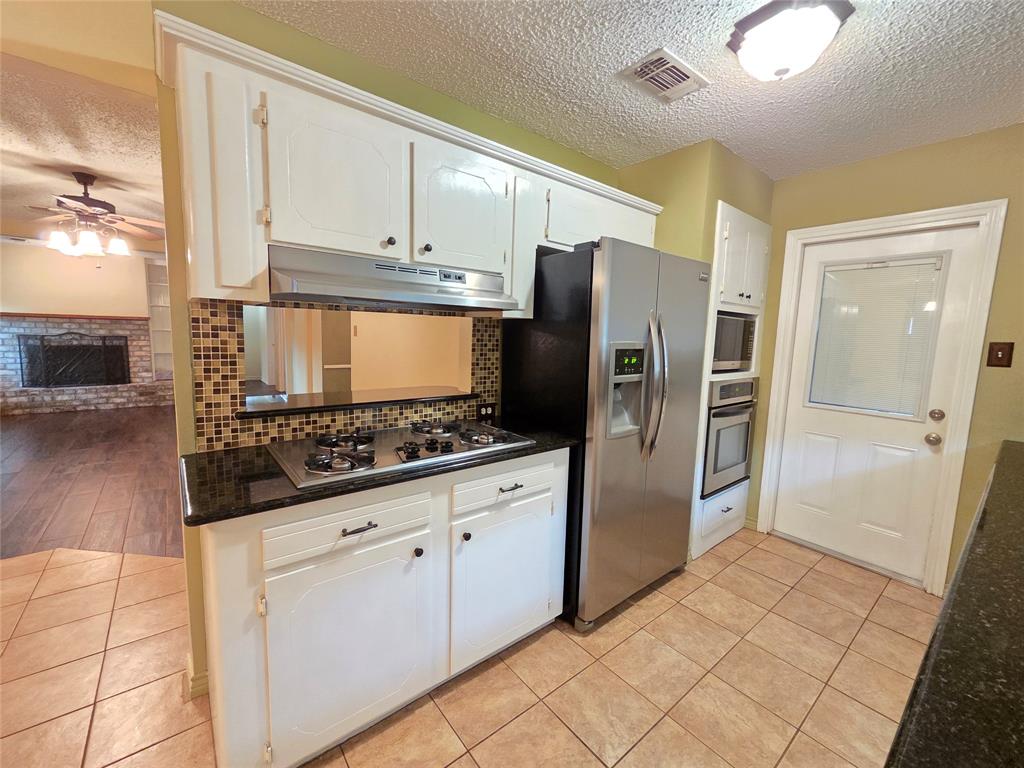 11902 25th Street, Santa Fe, Texas image 4