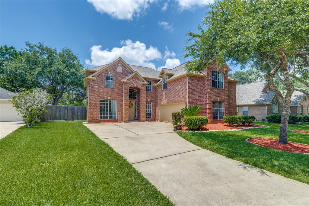 8106 Meadow Pond Drive, Missouri City, Texas image 1