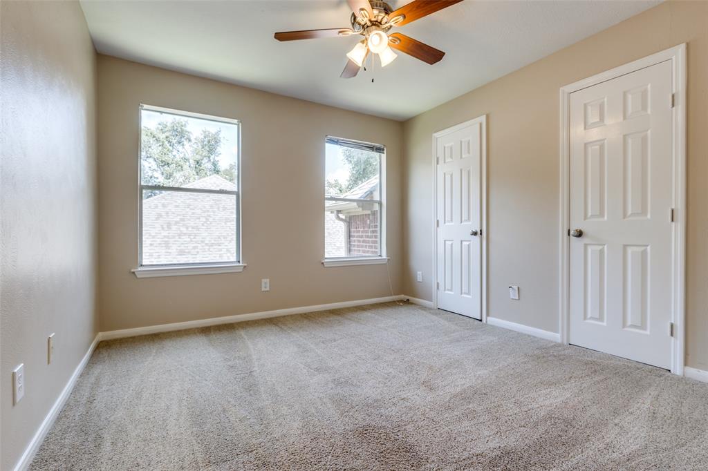 8106 Meadow Pond Drive, Missouri City, Texas image 31