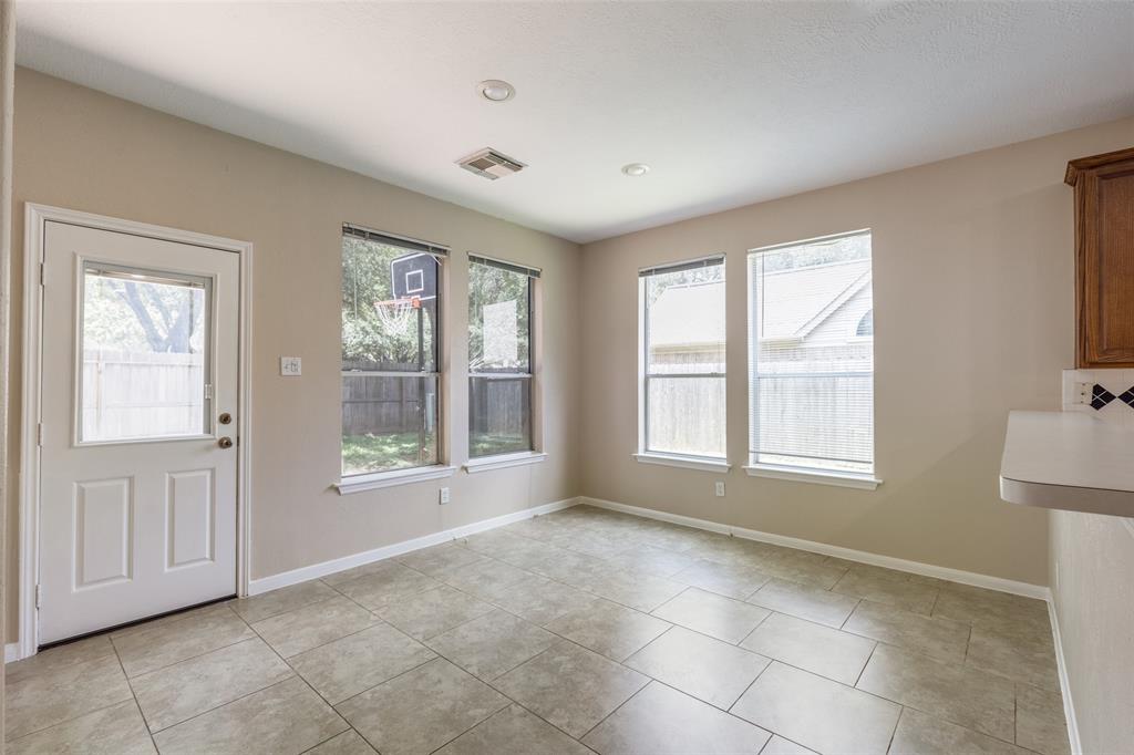 8106 Meadow Pond Drive, Missouri City, Texas image 11