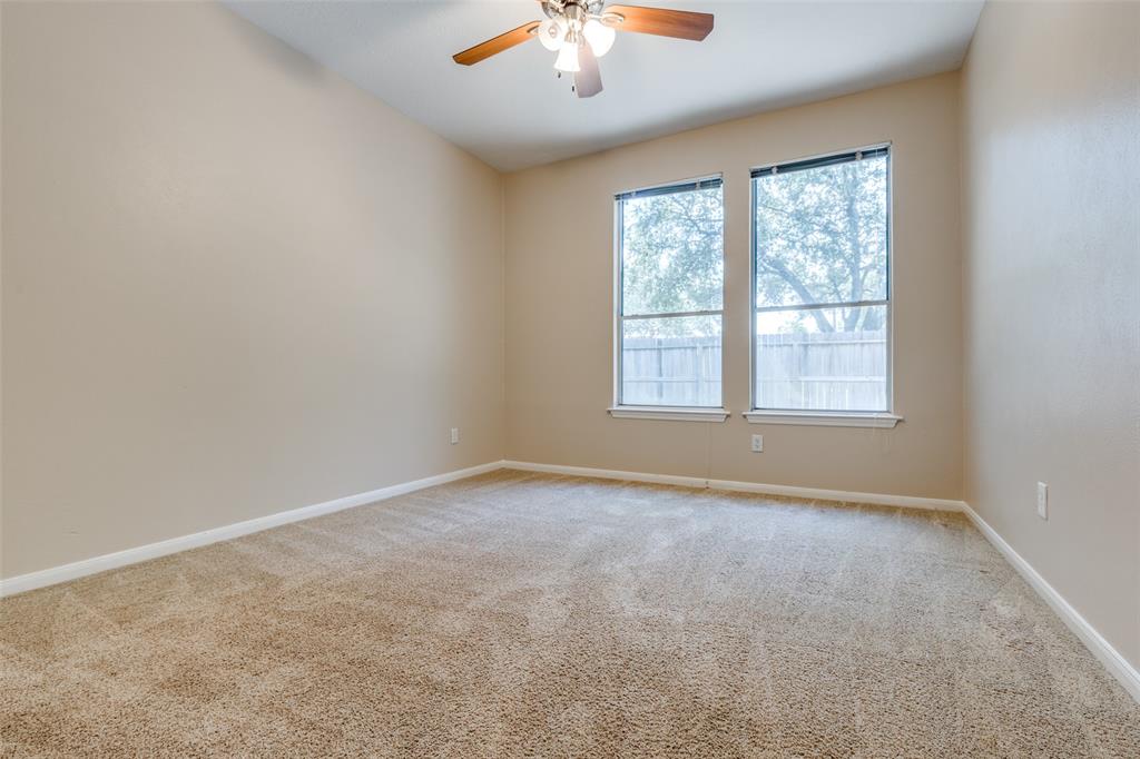 8106 Meadow Pond Drive, Missouri City, Texas image 18