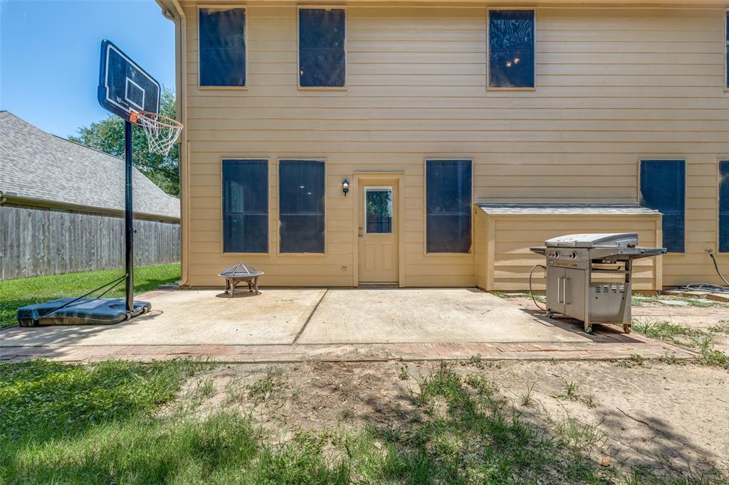 8106 Meadow Pond Drive, Missouri City, Texas image 34