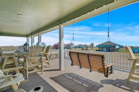 A home in Crystal Beach