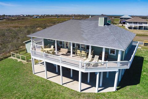 A home in Crystal Beach