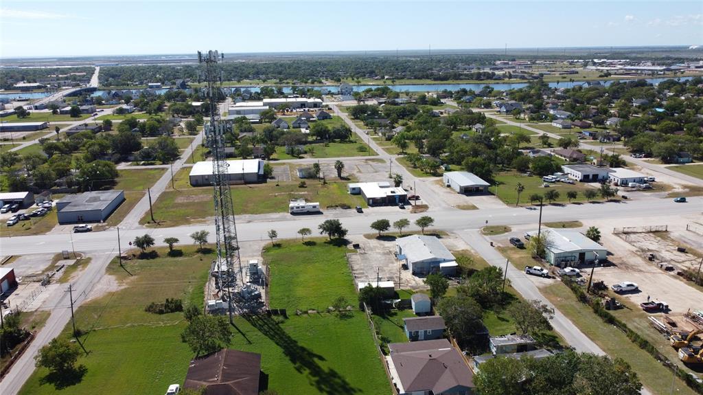 116 S Gulf Boulevard, Freeport, Texas image 9