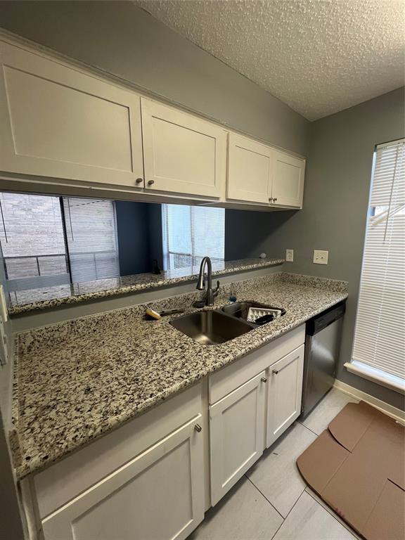 3724 Woodchase Drive #3724, Houston, Texas image 12