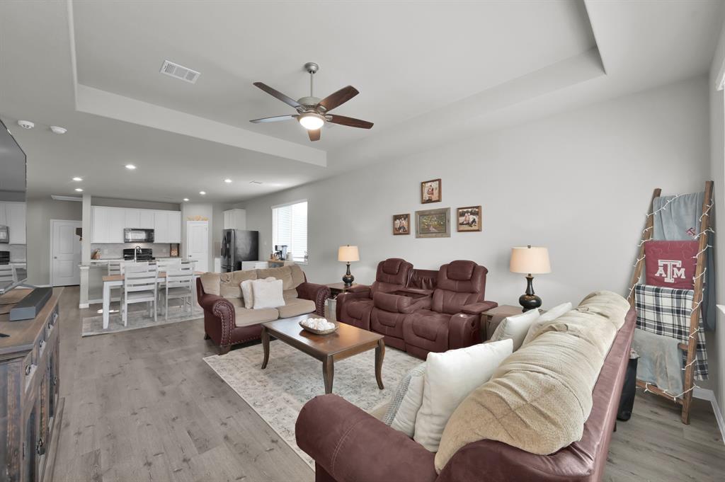 103 Pronghorn Drive, Huntsville, Texas image 5