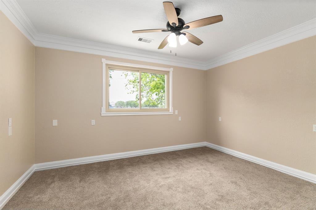 30 Colony Square, Angleton, Texas image 29