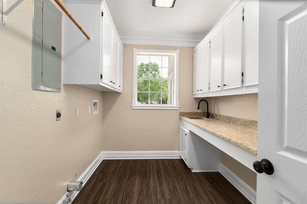 30 Colony Square, Angleton, Texas image 31