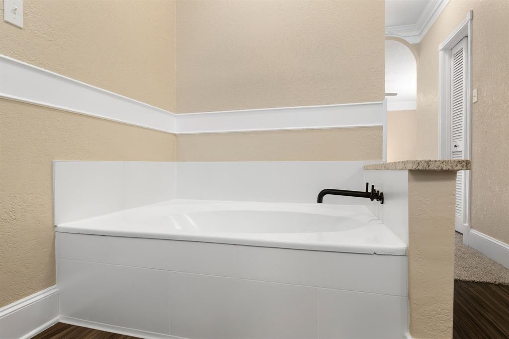 30 Colony Square, Angleton, Texas image 19
