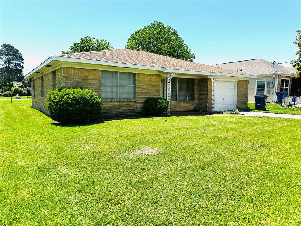 6501 Carver Avenue, Texas City, Texas image 1