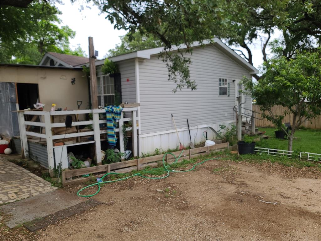 104 Fannin, Johnson City, Texas image 2