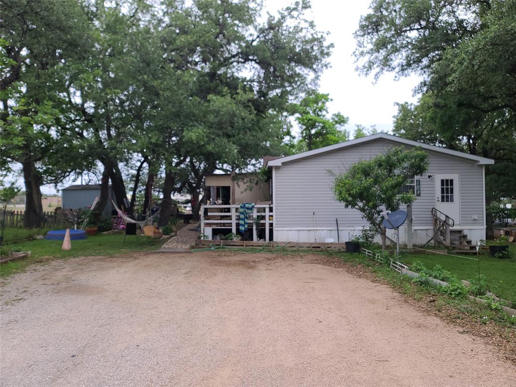 104 Fannin, Johnson City, Texas image 3