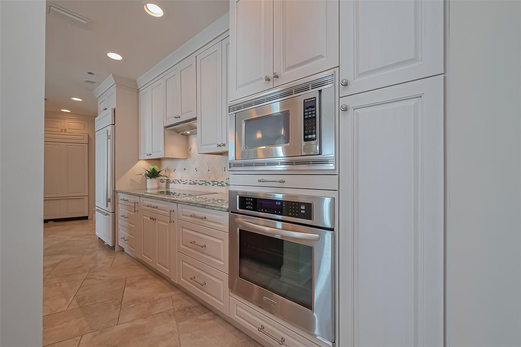 801 E Beach Drive #TW2008, Galveston, Texas image 3