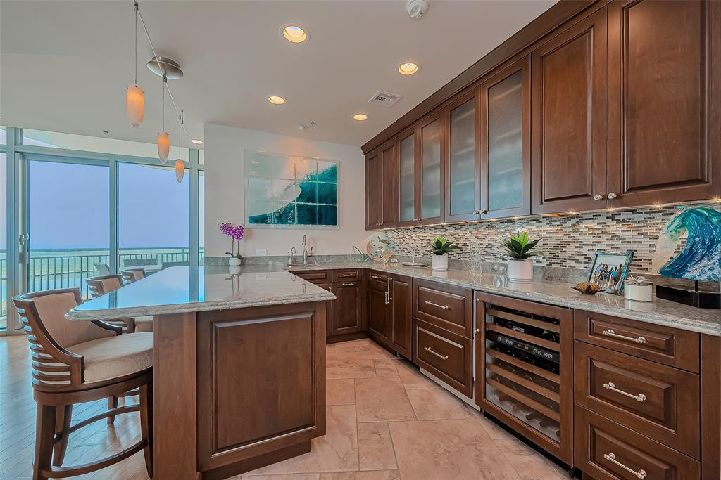 801 E Beach Drive #TW2008, Galveston, Texas image 5