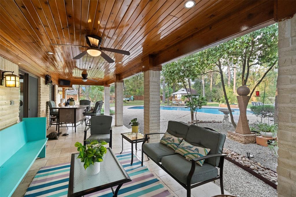 1501 Mistletoe Lane, Kingwood, Texas image 5