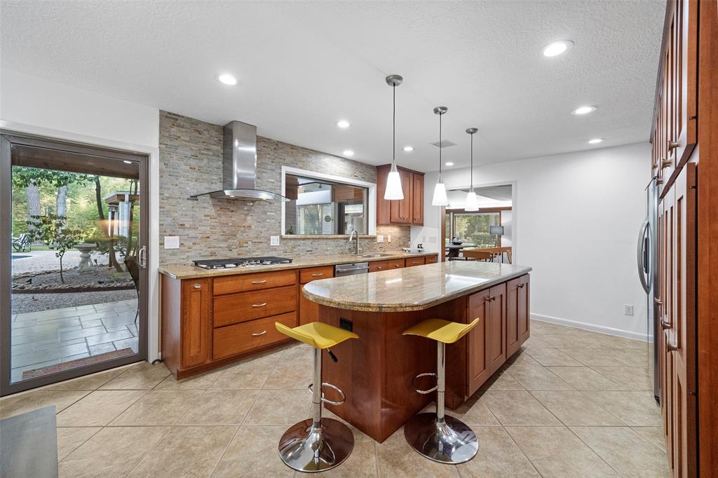 1501 Mistletoe Lane, Kingwood, Texas image 17