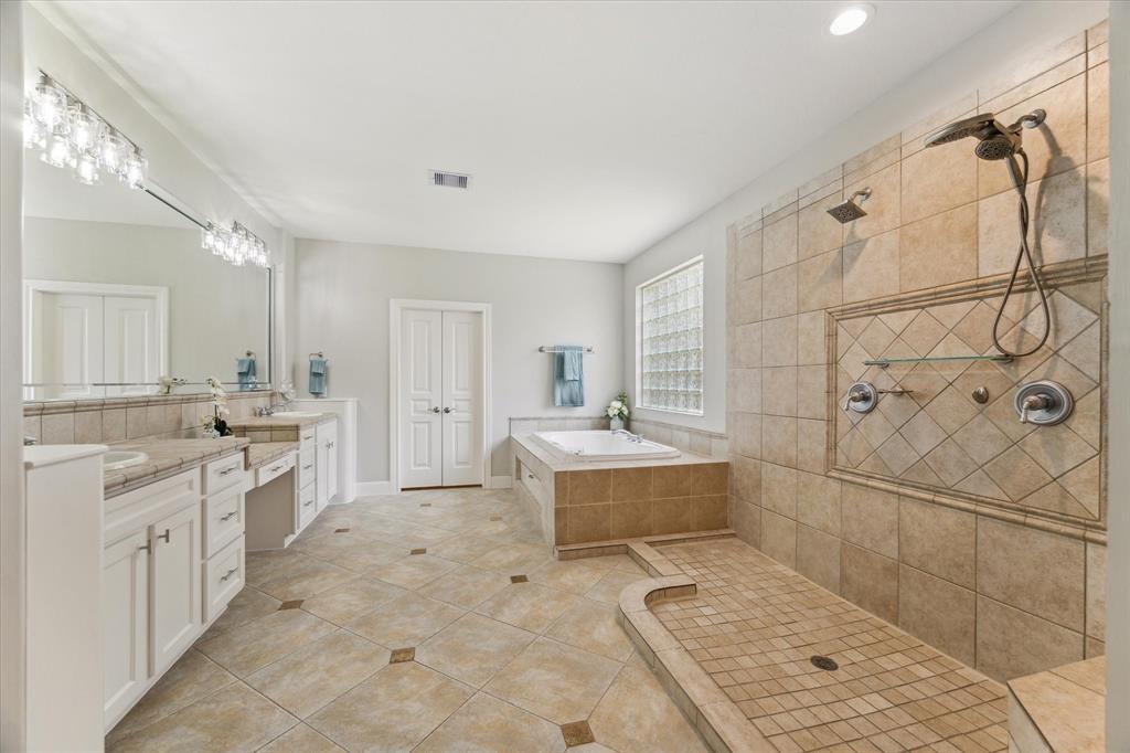 11511 Pecan Canyon Court, Tomball, Texas image 20