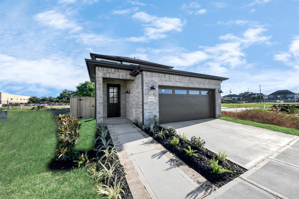 4324 Avron Drive, Stafford, Texas image 3