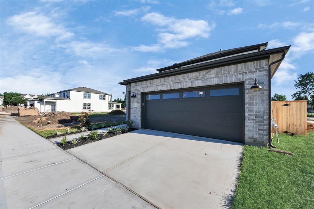 4324 Avron Drive, Stafford, Texas image 4