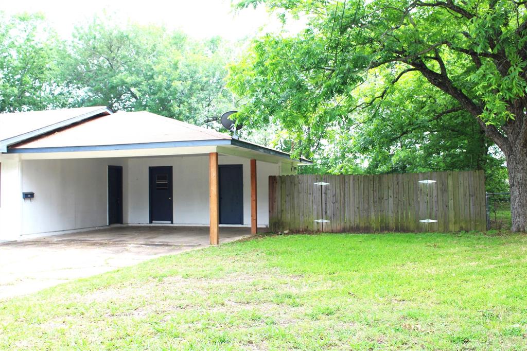 1314 Hooks Street, Crockett, Texas image 21