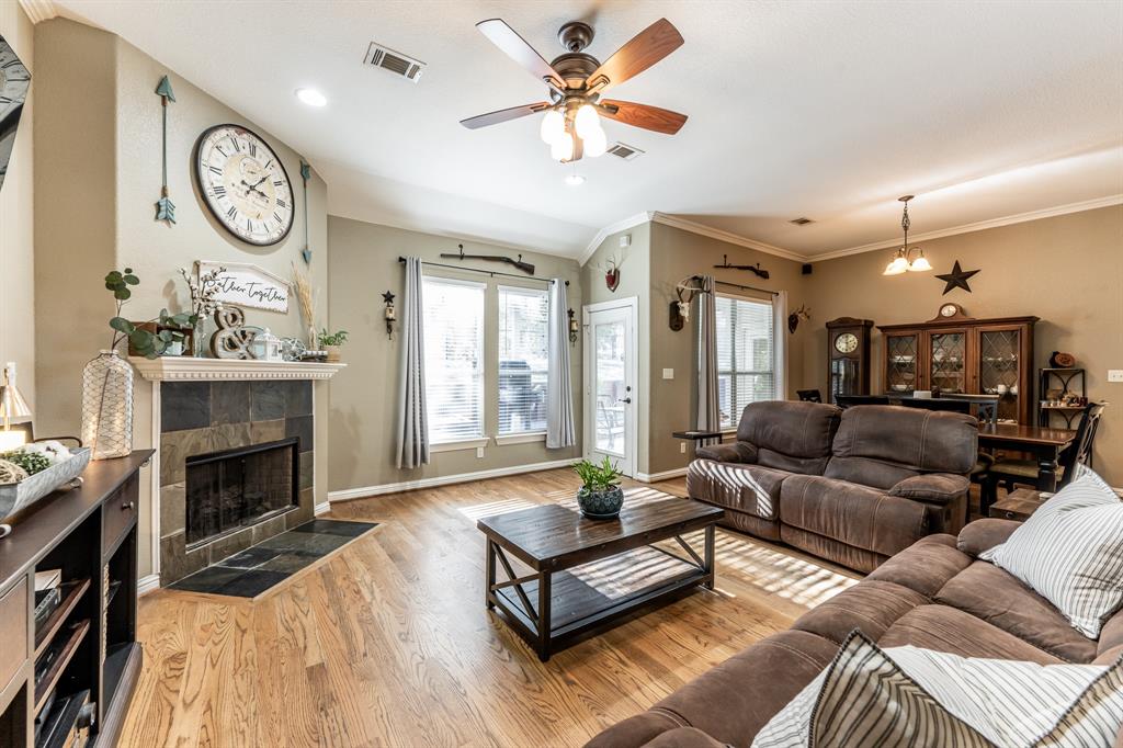 717 Overbrook Dr, Huntsville, Texas image 3