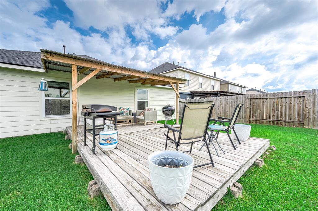 4918 Fair Oak Dale Lane, Humble, Texas image 28